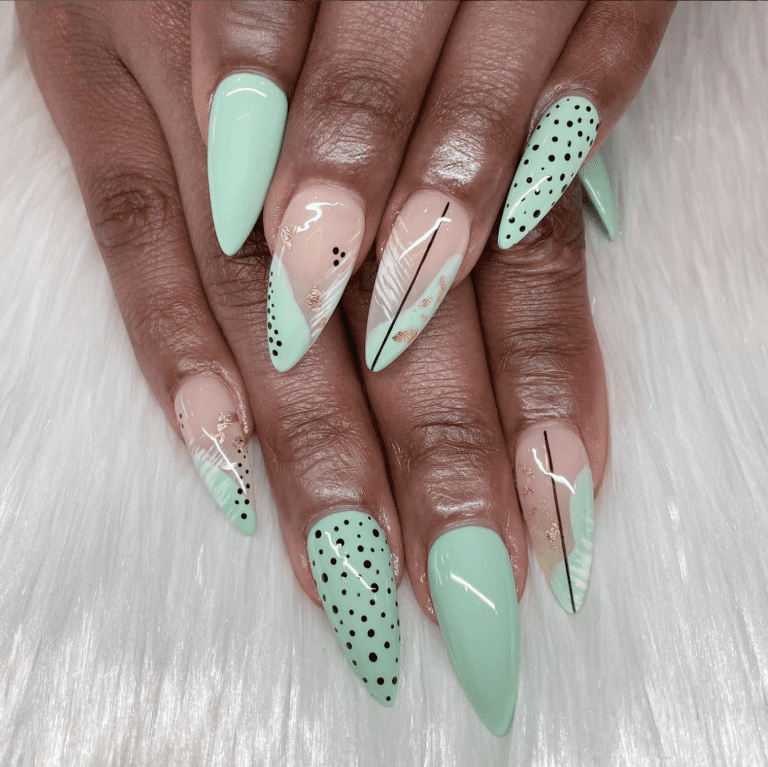 35 Stunning March Nail Design Ideas